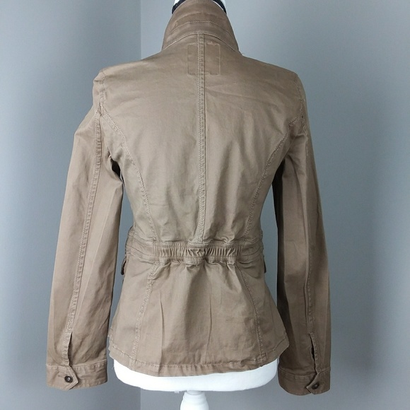 SALE💕[Guess] jacket - Picture 2 of 8